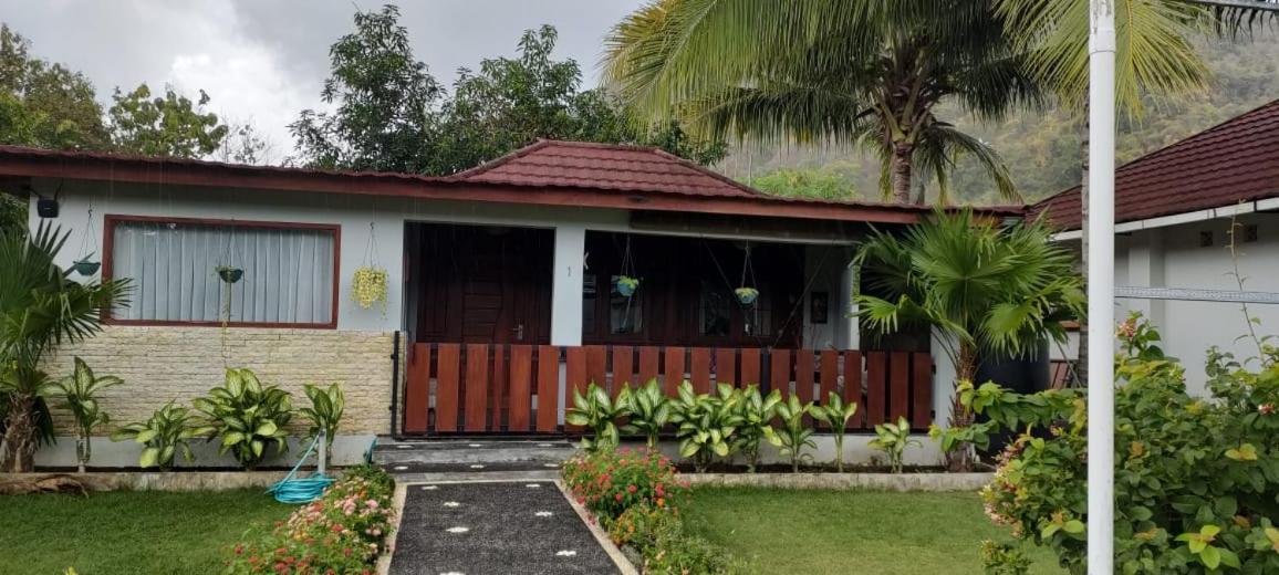 Mama Nings Beach Hotel Sekongkang Luaran gambar
