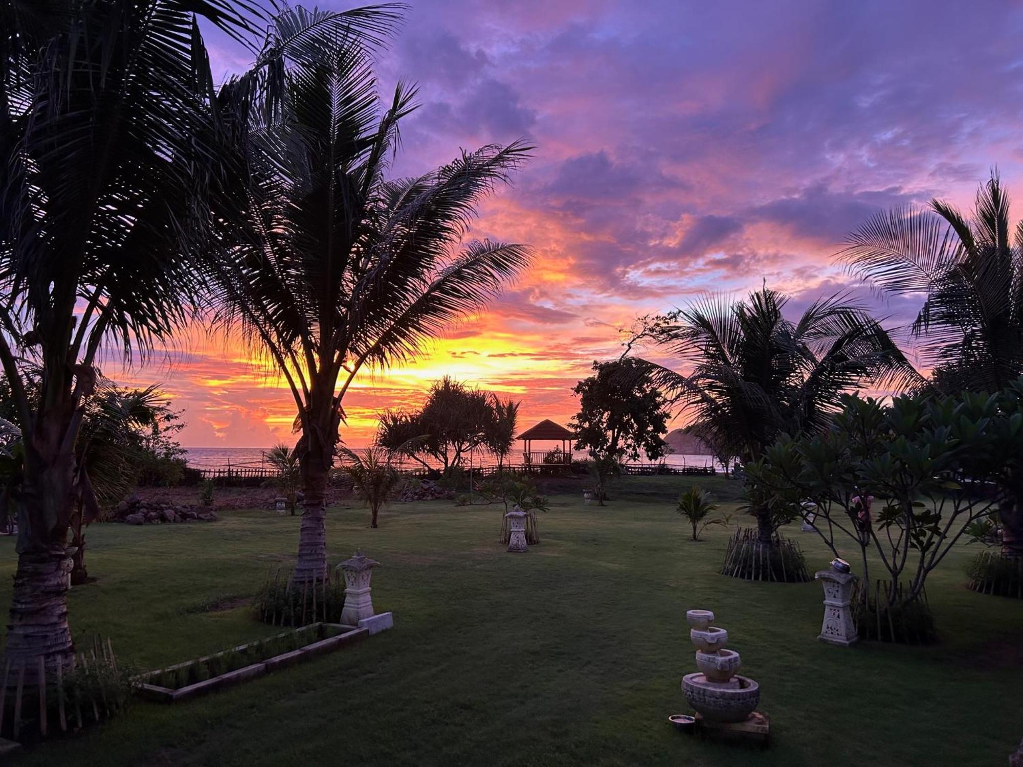 Mama Nings Beach Hotel Sekongkang Luaran gambar
