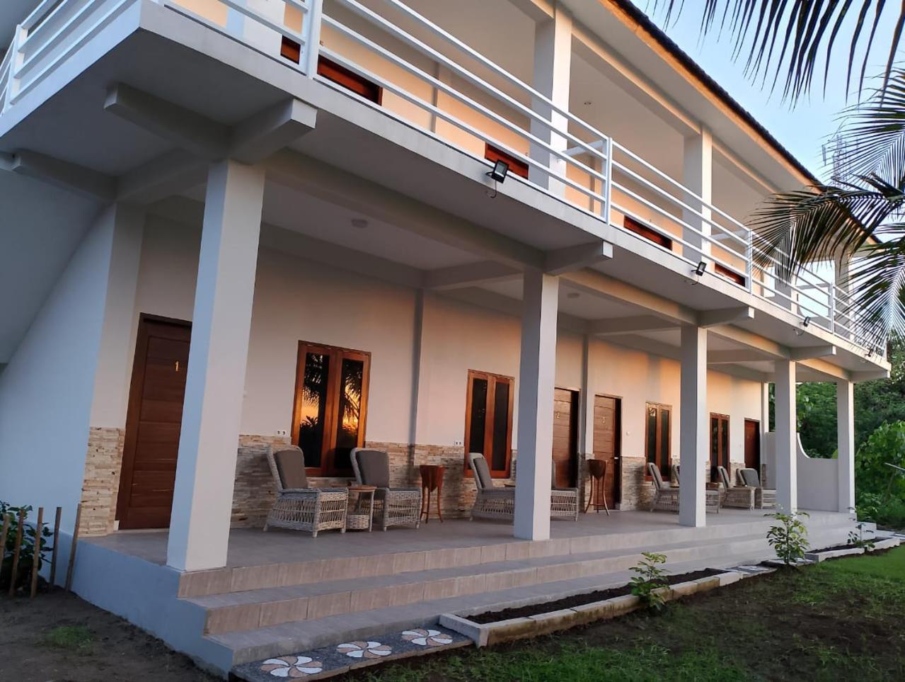 Mama Nings Beach Hotel Sekongkang Luaran gambar