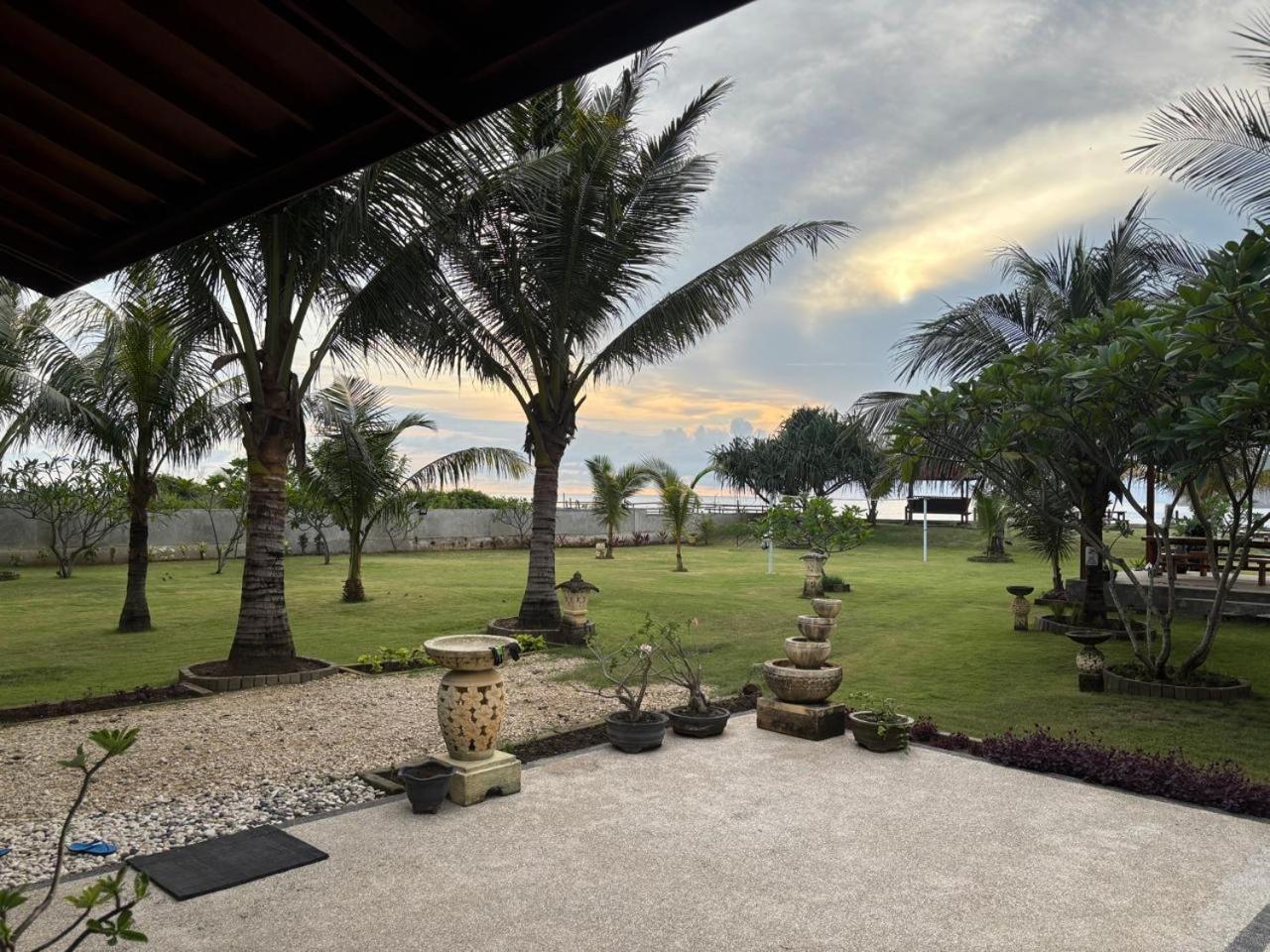 Mama Nings Beach Hotel Sekongkang Luaran gambar