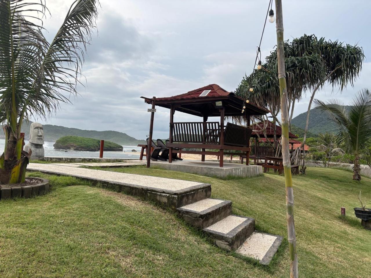 Mama Nings Beach Hotel Sekongkang Luaran gambar
